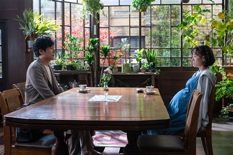 『燕は戻ってこない』が“共感”できないのに引き込まれる理由 “ .